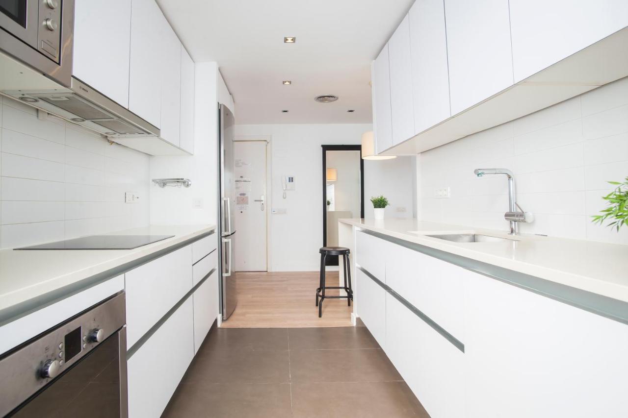 Tendency Apartments 12 Penthouse บาร์เซโลนา ภายนอก รูปภาพ