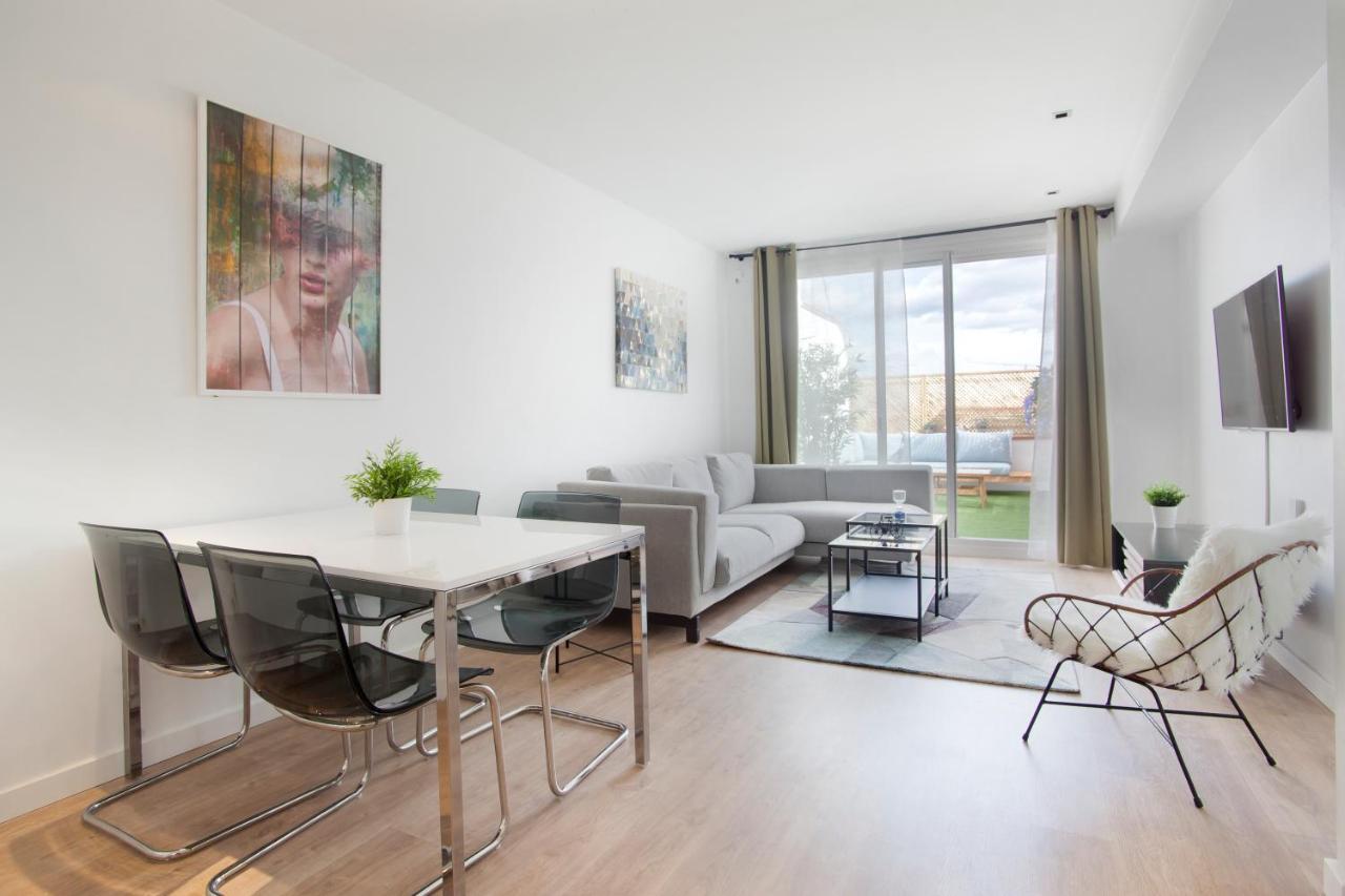 Tendency Apartments 12 Penthouse บาร์เซโลนา ภายนอก รูปภาพ