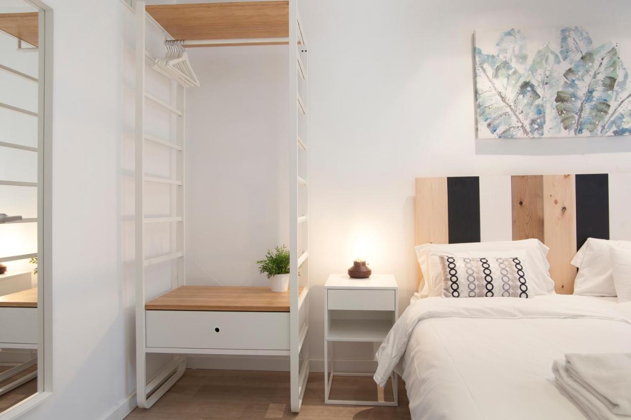 Tendency Apartments 12 Penthouse บาร์เซโลนา ภายนอก รูปภาพ