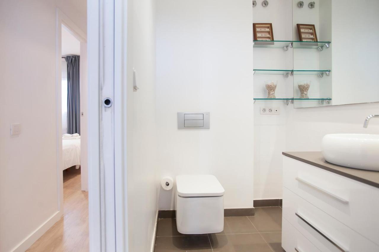 Tendency Apartments 12 Penthouse บาร์เซโลนา ภายนอก รูปภาพ