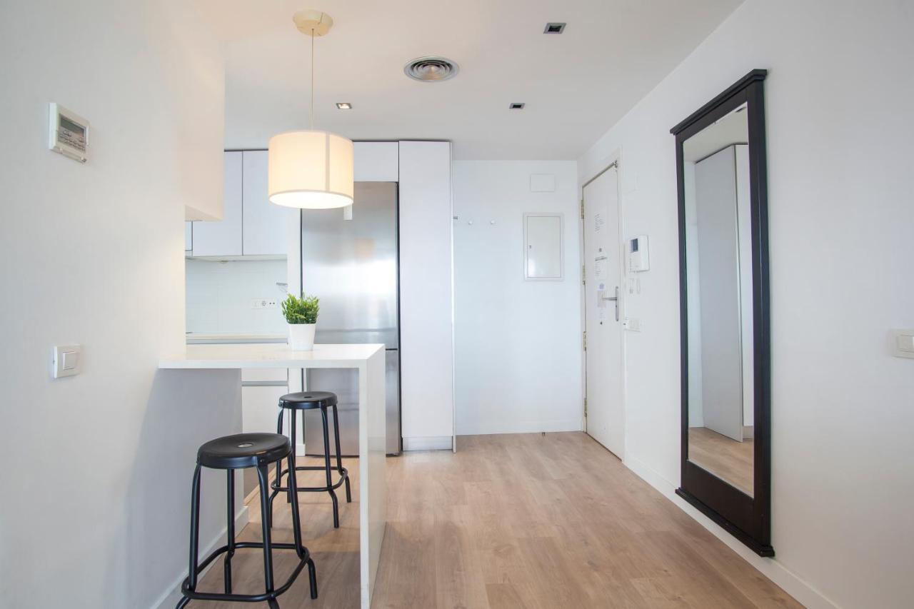 Tendency Apartments 12 Penthouse บาร์เซโลนา ภายนอก รูปภาพ