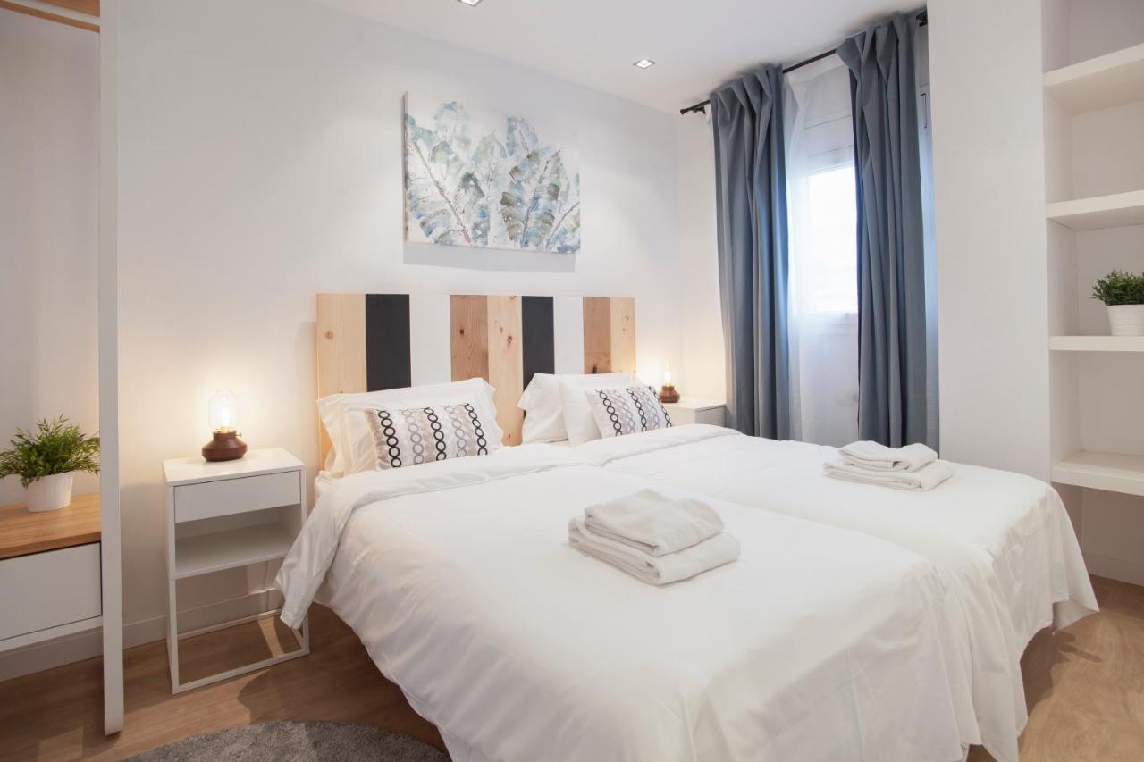 Tendency Apartments 12 Penthouse บาร์เซโลนา ภายนอก รูปภาพ
